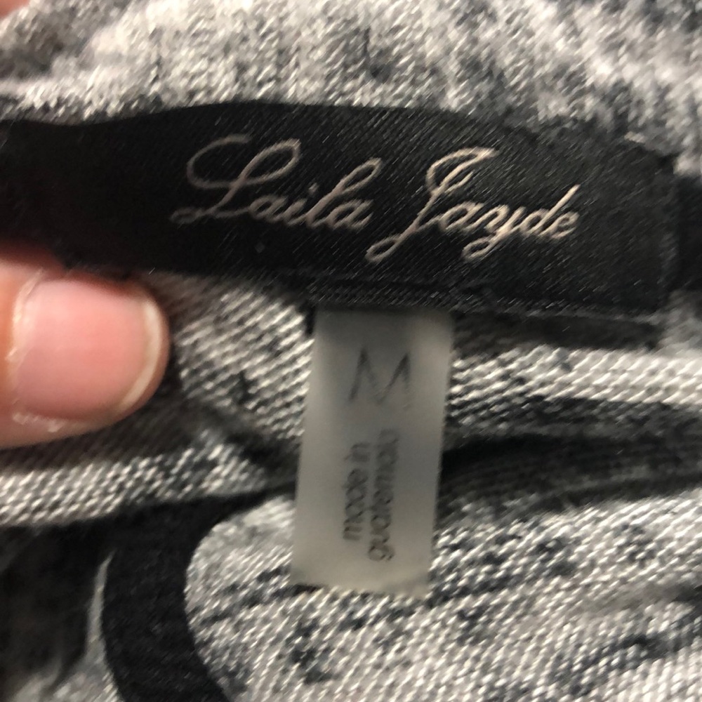 Laila Jayde gray open cardigan size medium - Picture 8 of 9
